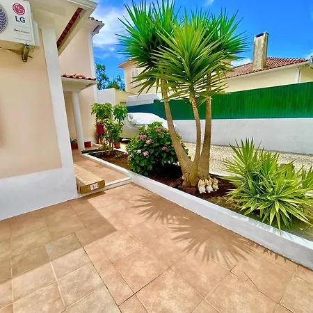 Villa Retiro D'alma - Beautiful With Garden & Bbq Near *